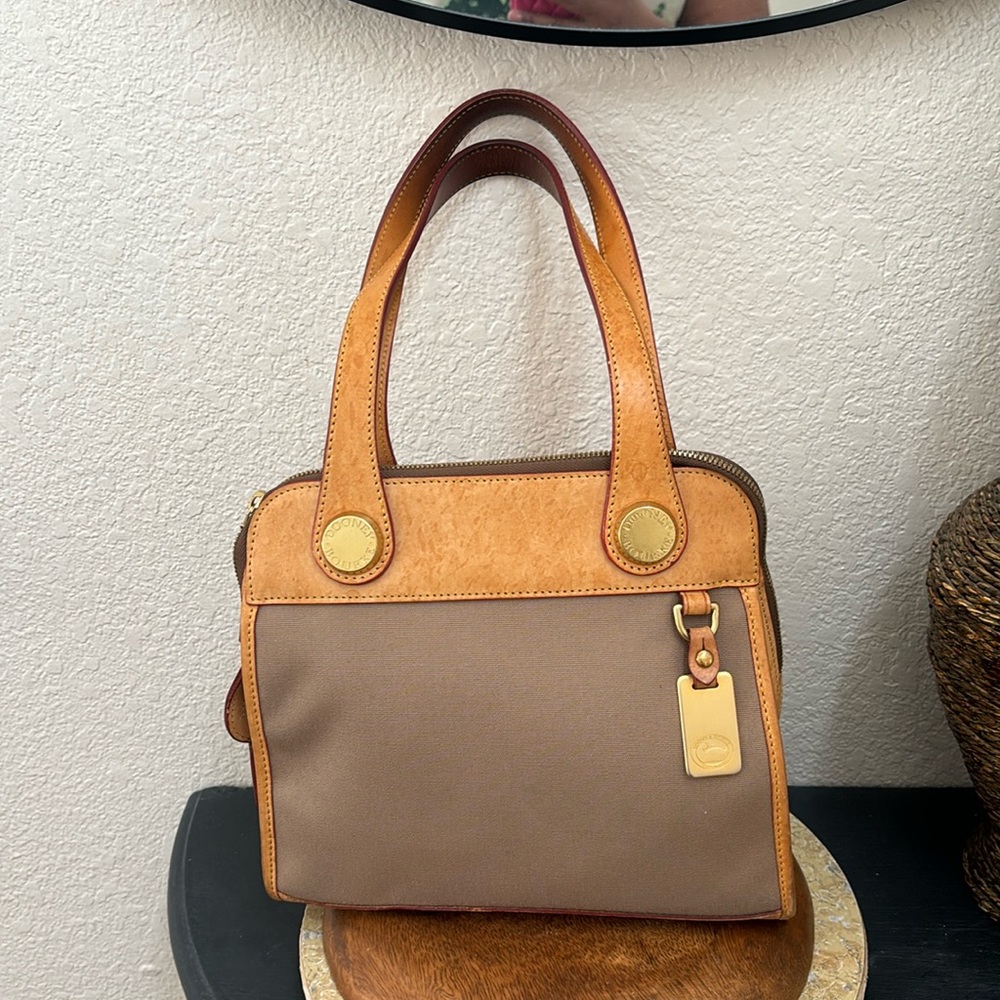 Beautiful vintage Dooney and Bourke